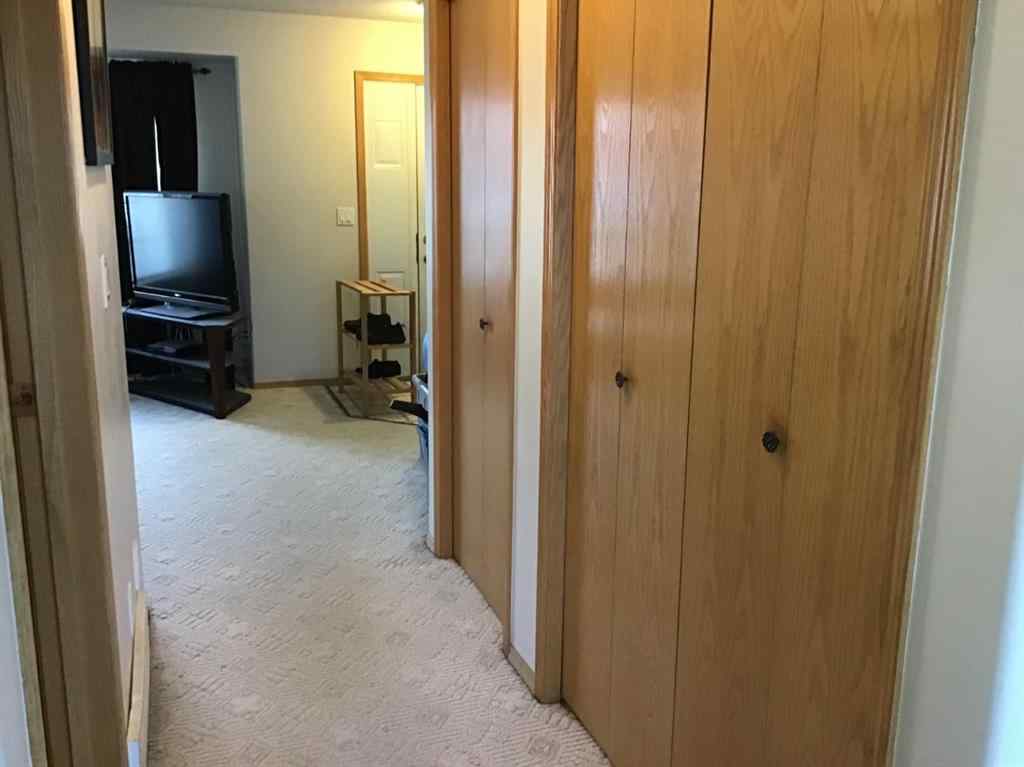 MLS&reg; # A2269756 - Unit #UNIT 2 4920 53 Avenue  in NONE Whitecourt, Residential Open Houses