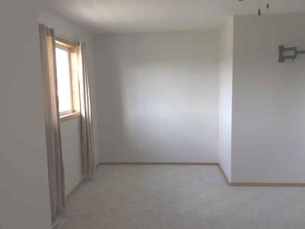 MLS&reg; # A2269756 - Unit #UNIT 2 4920 53 Avenue  in NONE Whitecourt, Residential Open Houses