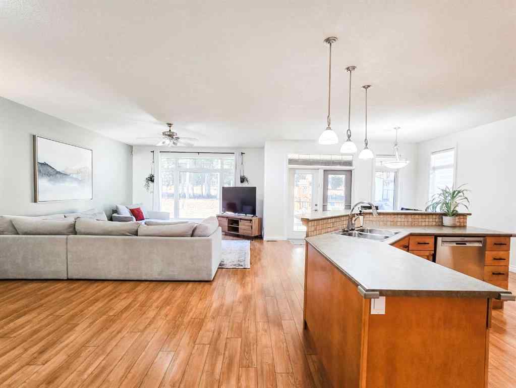 MLS&reg; # A2269757 - 5618 16 Avenue  in Edson Edson, Residential Open Houses