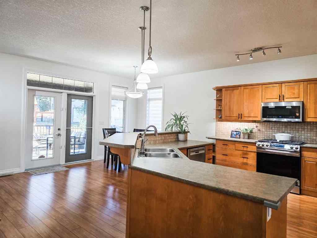 MLS&reg; # A2269757 - 5618 16 Avenue  in Edson Edson, Residential Open Houses