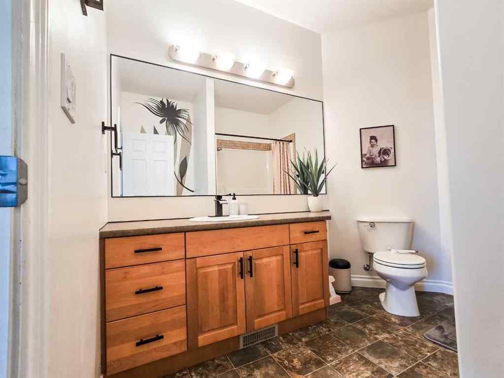 MLS&reg; # A2269757 - 5618 16 Avenue  in Edson Edson, Residential Open Houses