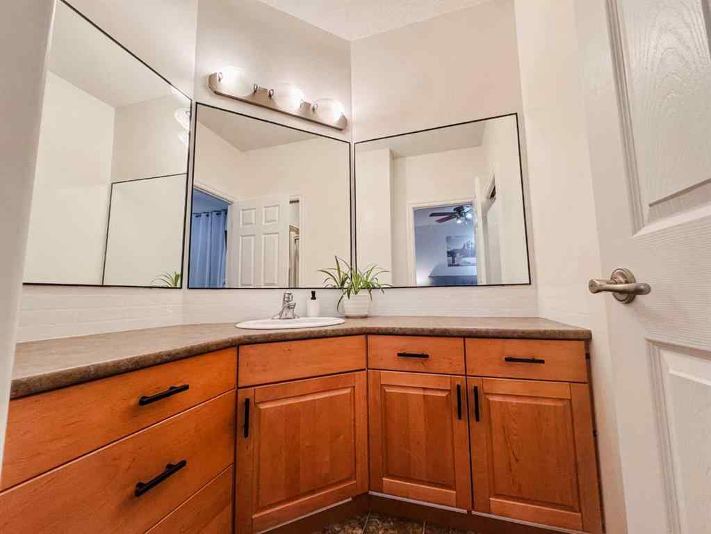 MLS&reg; # A2269757 - 5618 16 Avenue  in Edson Edson, Residential Open Houses