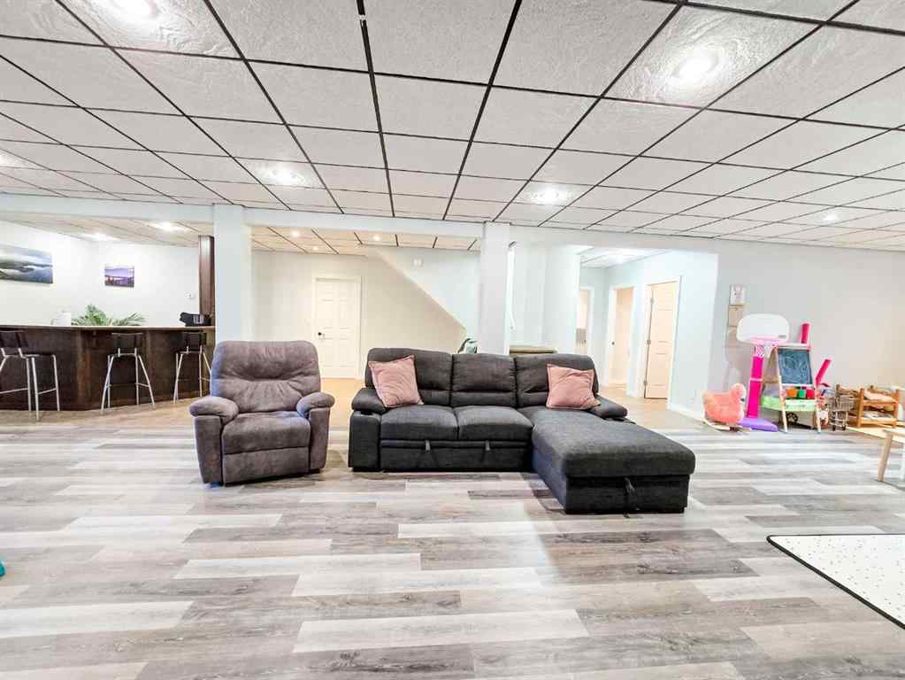 MLS&reg; # A2269757 - 5618 16 Avenue  in Edson Edson, Residential Open Houses