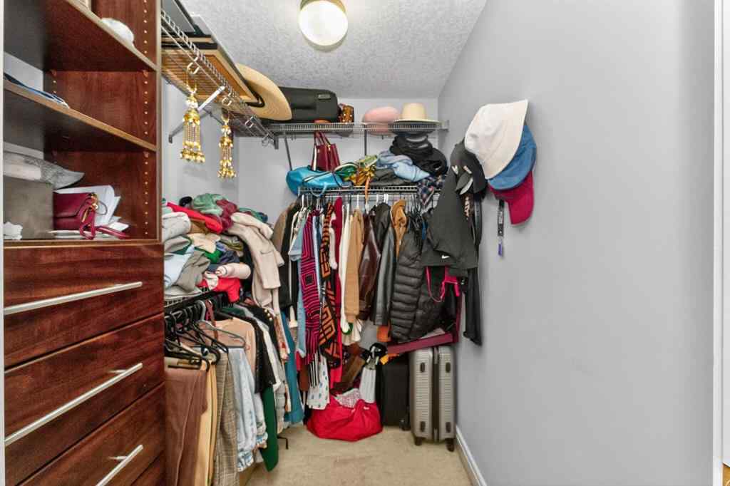 MLS® A2269758 - 280 Willowmere Way   in Westmere Chestermere, Residential