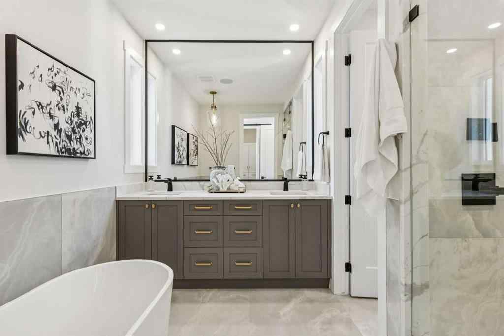 MLS® A2269763 - 1726 19 Avenue NW in Capitol Hill Calgary, Residential