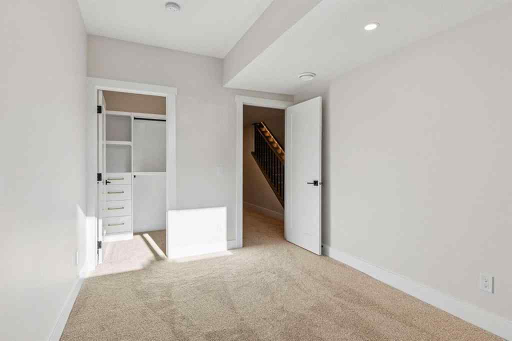 MLS® A2269763 - 1726 19 Avenue NW in Capitol Hill Calgary, Residential