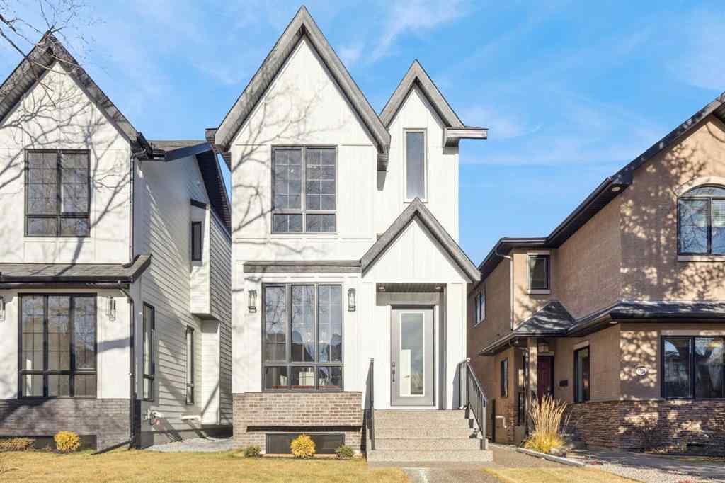 MLS® A2269763 - 1726 19 Avenue NW in Capitol Hill Calgary, Residential