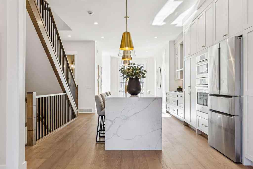 MLS® A2269763 - 1726 19 Avenue NW in Capitol Hill Calgary, Residential