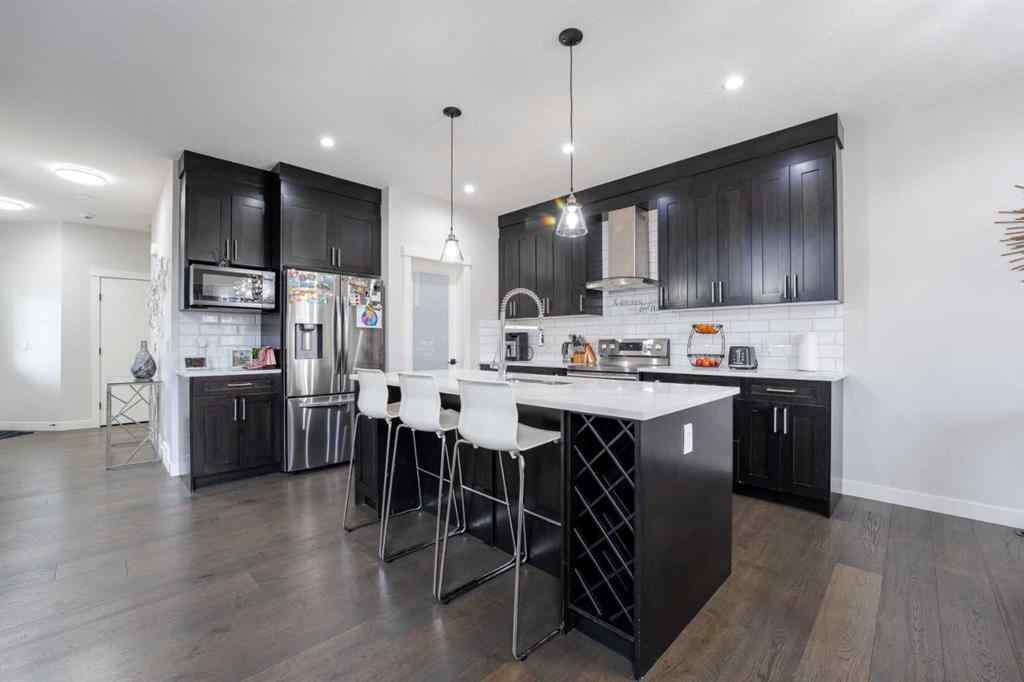 MLS&reg; # A2269764 - 7 Sherview Grove NW in Sherwood Calgary, Residential Open Houses