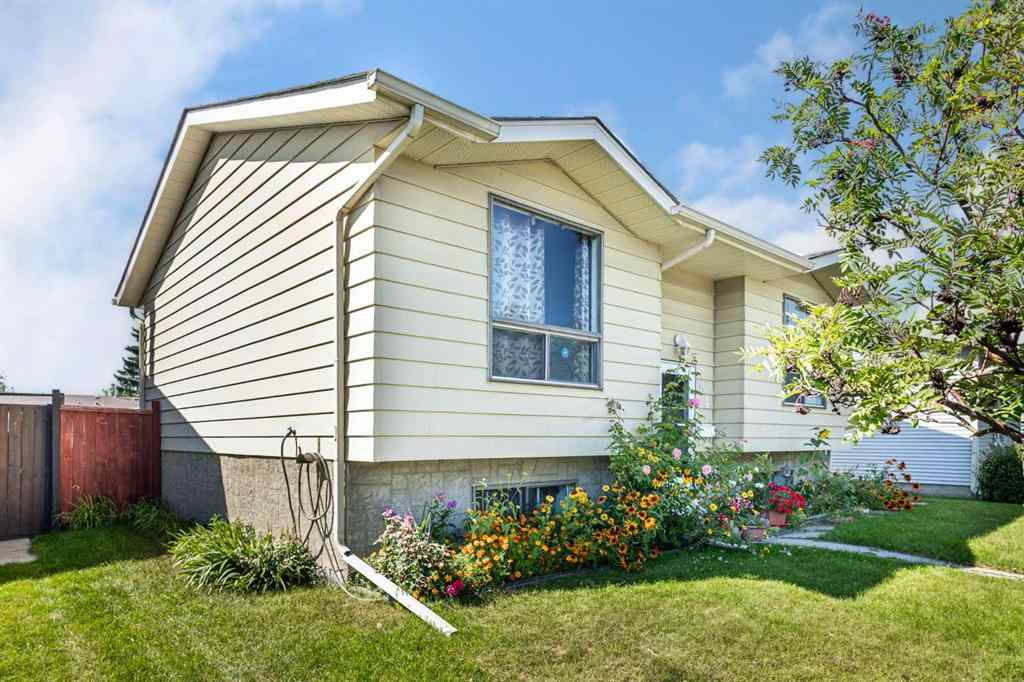 MLS® A2269765 - 84 Fallswater Road NE in Falconridge Calgary, Residential