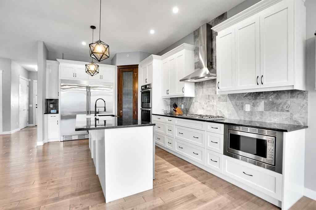 MLS&reg; # A2269766 - 3 Muirfield Close  in Lakes of Muirfield Lyalta, Residential Open Houses