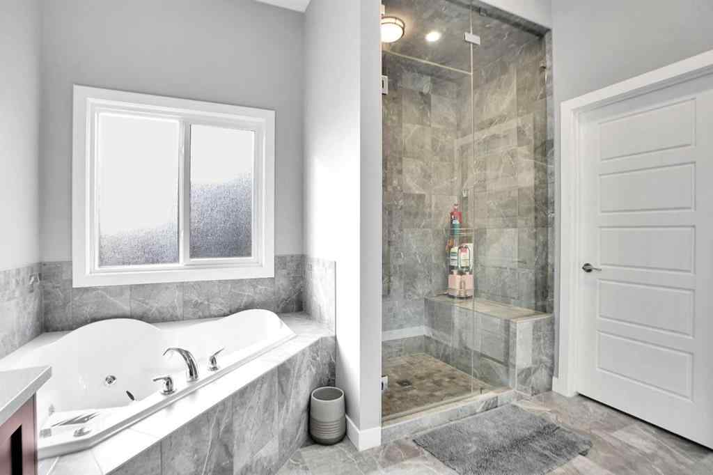 MLS&reg; # A2269766 - 3 Muirfield Close  in Lakes of Muirfield Lyalta, Residential Open Houses