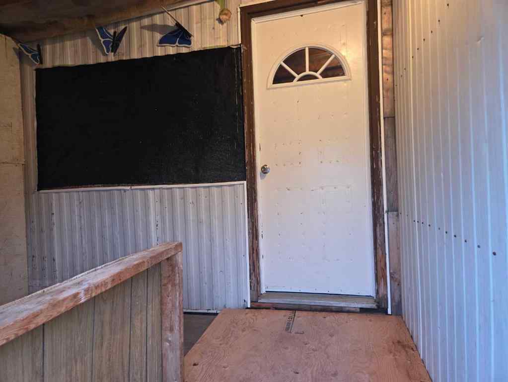 MLS&reg; # A2269767 - 5107, 5113, 5117 51 Avenue  in NONE Berwyn, Residential Open Houses