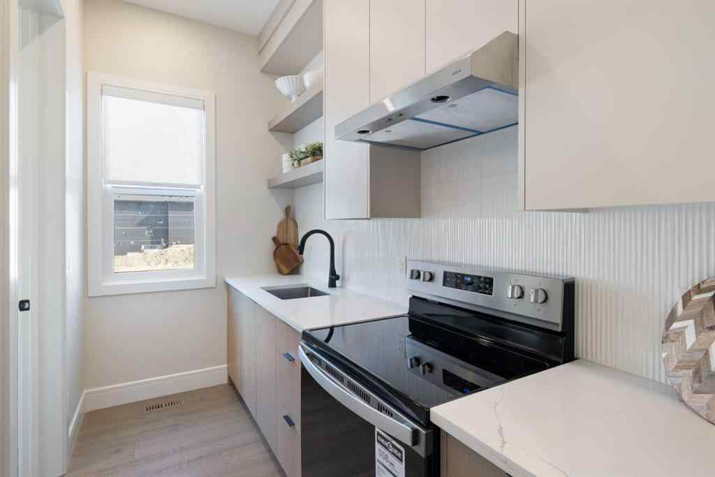 MLS&reg; # A2269768 - 33 Heritage Park  in Heritage Hills Cochrane, Residential Open Houses