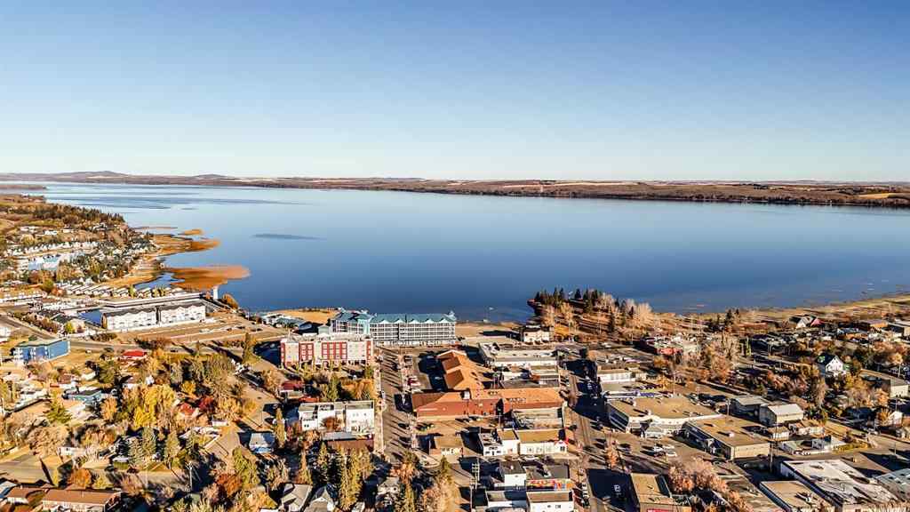 MLS&reg; # A2269771 - 7 Filbert Close  in Fox Run Sylvan Lake, Residential Open Houses