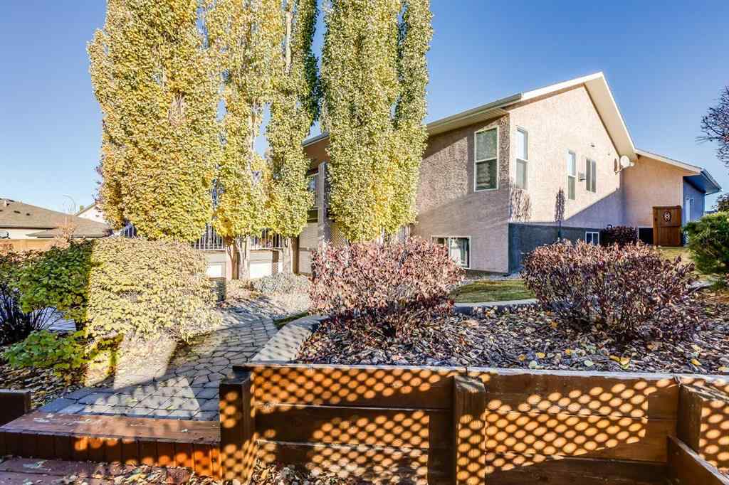 MLS&reg; # A2269771 - 7 Filbert Close  in Fox Run Sylvan Lake, Residential Open Houses