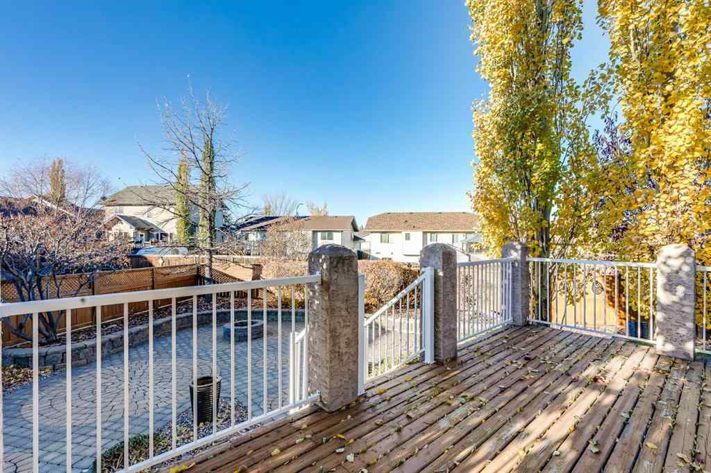 MLS&reg; # A2269771 - 7 Filbert Close  in Fox Run Sylvan Lake, Residential Open Houses