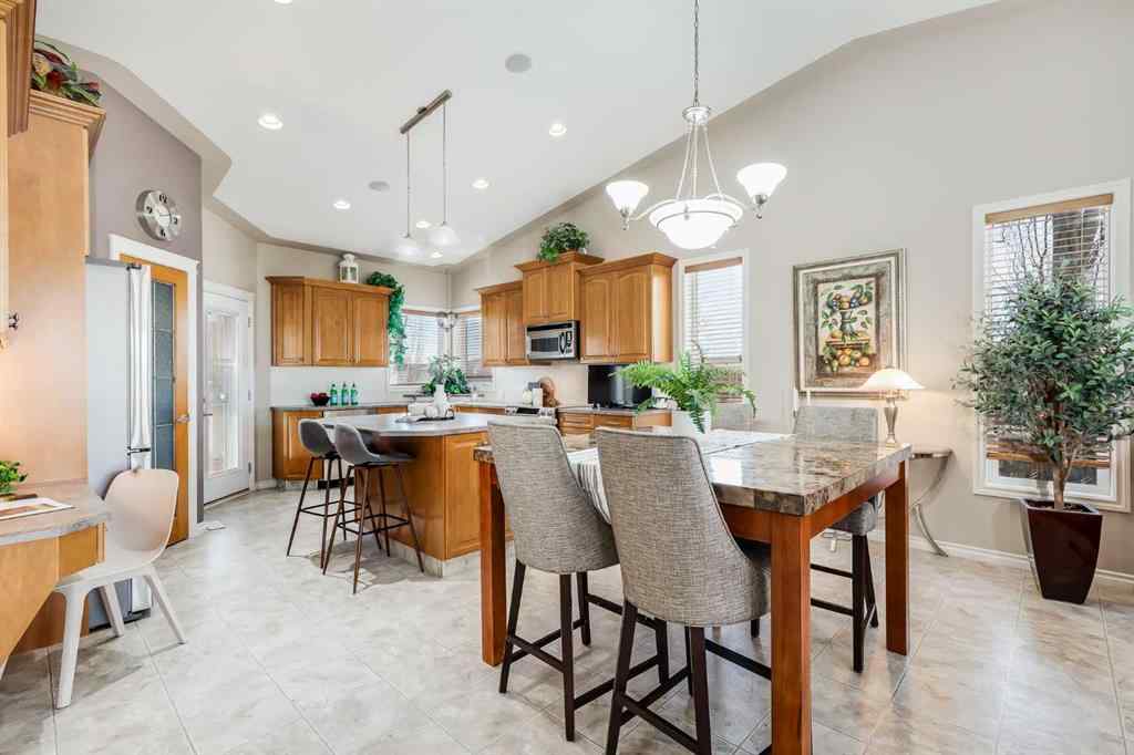 MLS&reg; # A2269771 - 7 Filbert Close  in Fox Run Sylvan Lake, Residential Open Houses