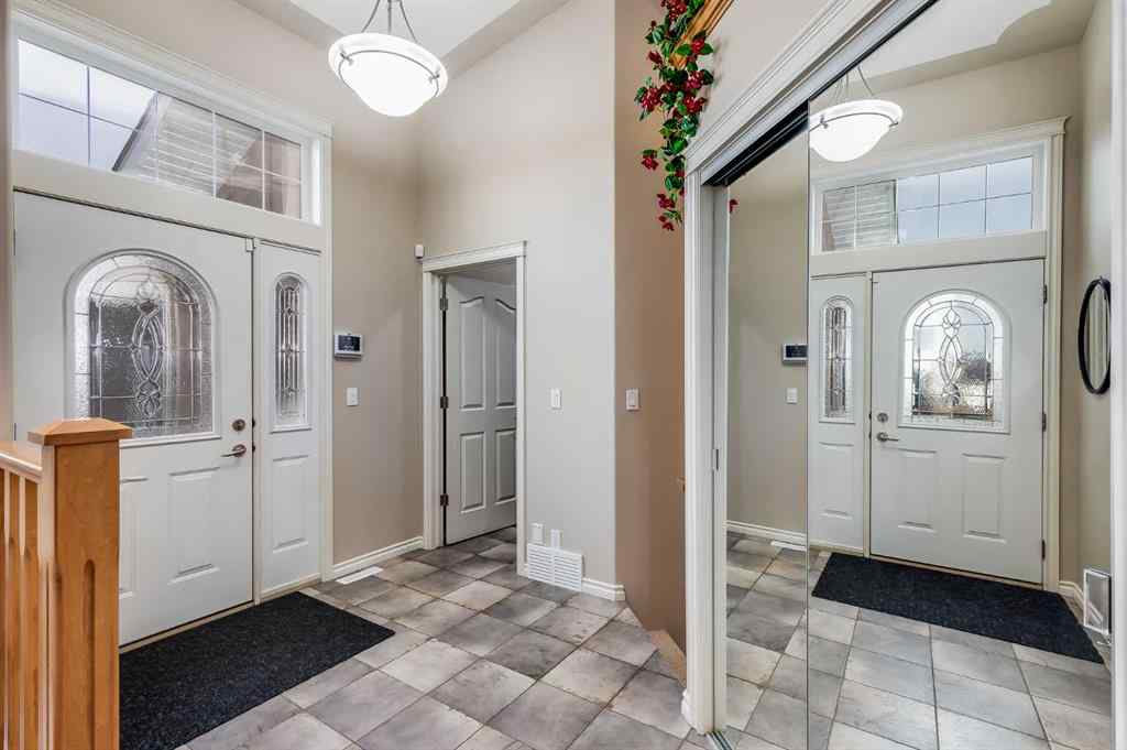 MLS&reg; # A2269771 - 7 Filbert Close  in Fox Run Sylvan Lake, Residential Open Houses