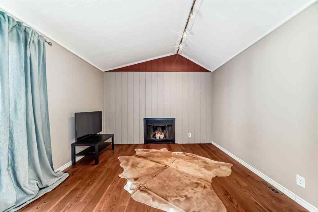 MLS&reg; # A2269776 - Unit #2301 3500 Varsity Drive NW in Varsity Calgary, Residential Open Houses