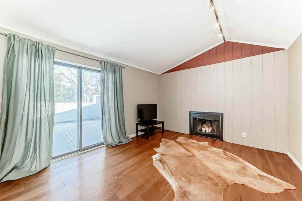 MLS&reg; # A2269776 - Unit #2301 3500 Varsity Drive NW in Varsity Calgary, Residential Open Houses