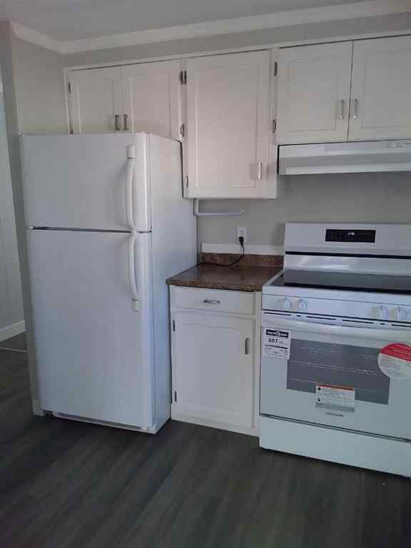 MLS&reg; # A2269777 - 421 Kannell Drive NE in North Central High River High River, Mobile Open Houses