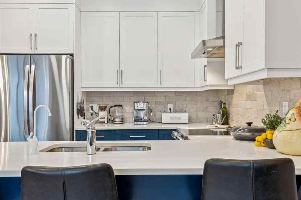 MLS® A2269779 - 132 Crestridge Common SW in Crestmont Calgary, Residential