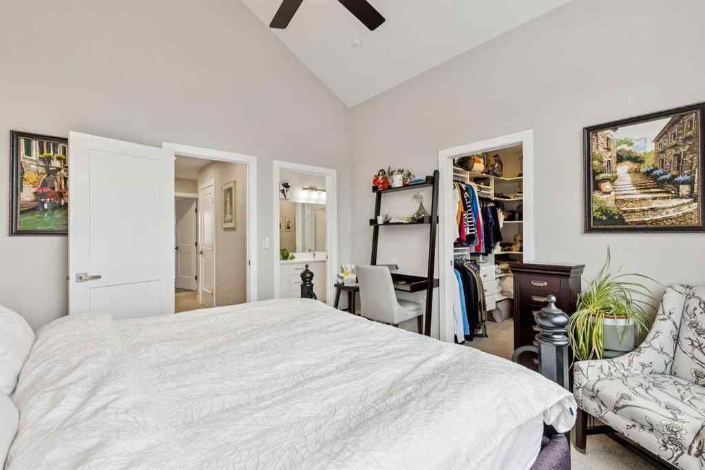 MLS® A2269779 - 132 Crestridge Common SW in Crestmont Calgary, Residential