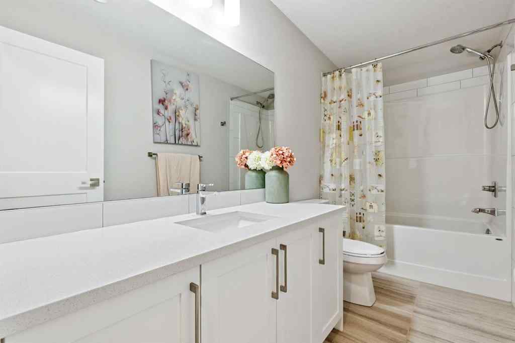 MLS® A2269779 - 132 Crestridge Common SW in Crestmont Calgary, Residential