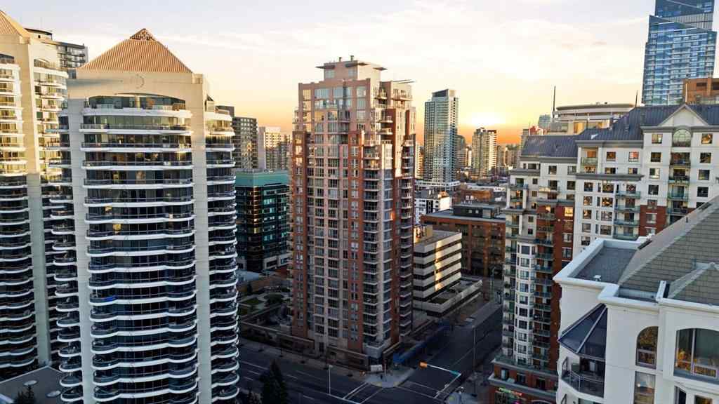 MLS&reg; # A2269787 - Unit #1003 650 10 Street SW in Downtown West End Calgary, Residential Open Houses