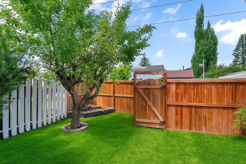 MLS® A2269789 - 199 Cedardale Road SW in Cedarbrae Calgary, Residential