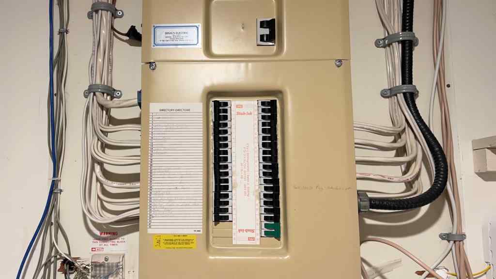 MLS&reg; # A2269790 - 102 Stephens Cres   in Hanna Hanna, Residential Open Houses