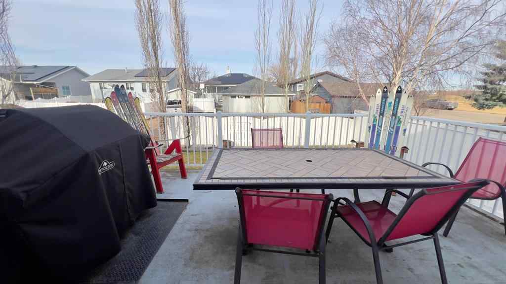 MLS&reg; # A2269790 - 102 Stephens Cres   in Hanna Hanna, Residential Open Houses