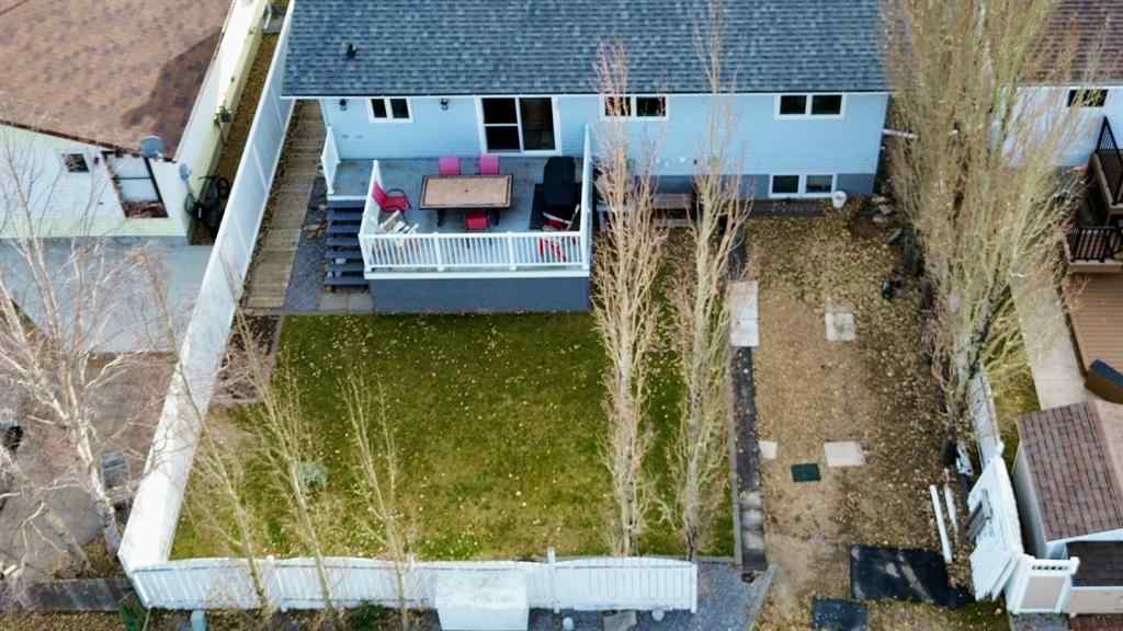 MLS&reg; # A2269790 - 102 Stephens Cres   in Hanna Hanna, Residential Open Houses