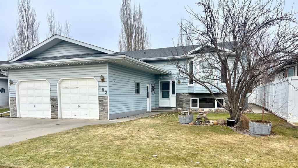 MLS&reg; # A2269790 - 102 Stephens Cres   in Hanna Hanna, Residential Open Houses