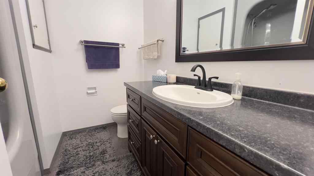 MLS&reg; # A2269790 - 102 Stephens Cres   in Hanna Hanna, Residential Open Houses