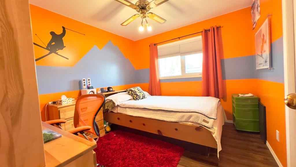 MLS&reg; # A2269790 - 102 Stephens Cres   in Hanna Hanna, Residential Open Houses