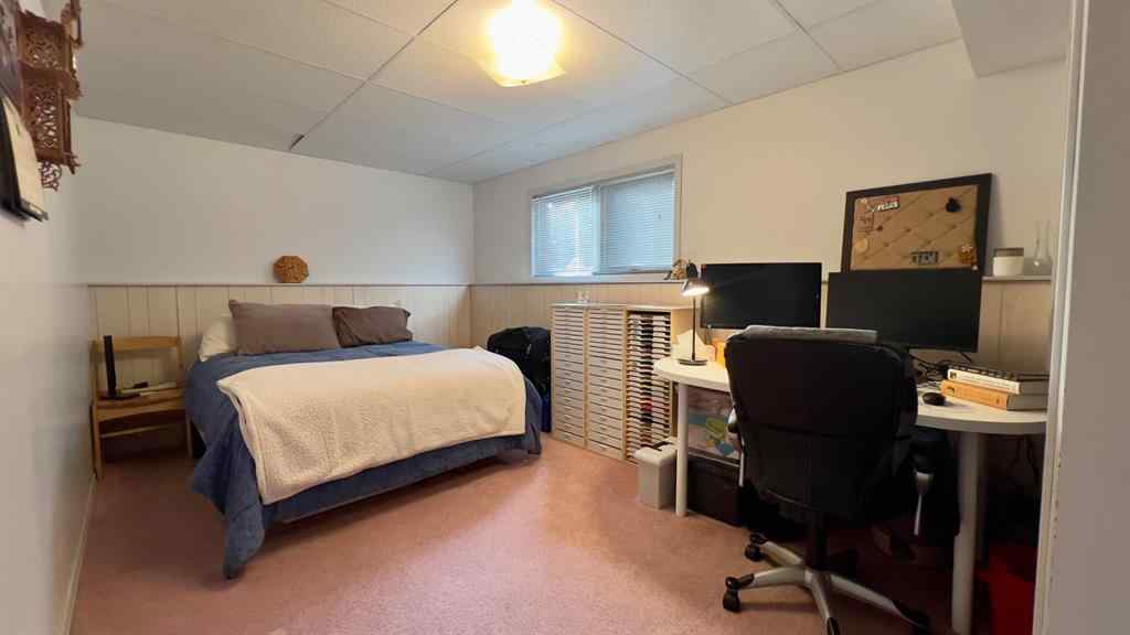 MLS&reg; # A2269790 - 102 Stephens Cres   in Hanna Hanna, Residential Open Houses