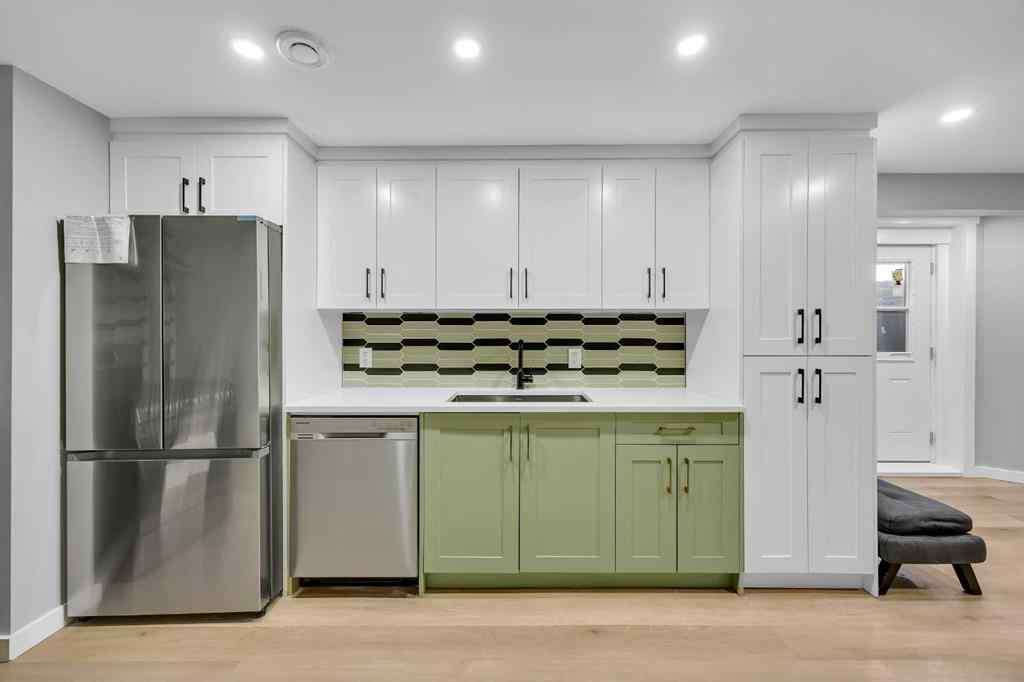 MLS® A2269791 - 122 Hawkstone Drive NW in Hawkwood Calgary, Residential