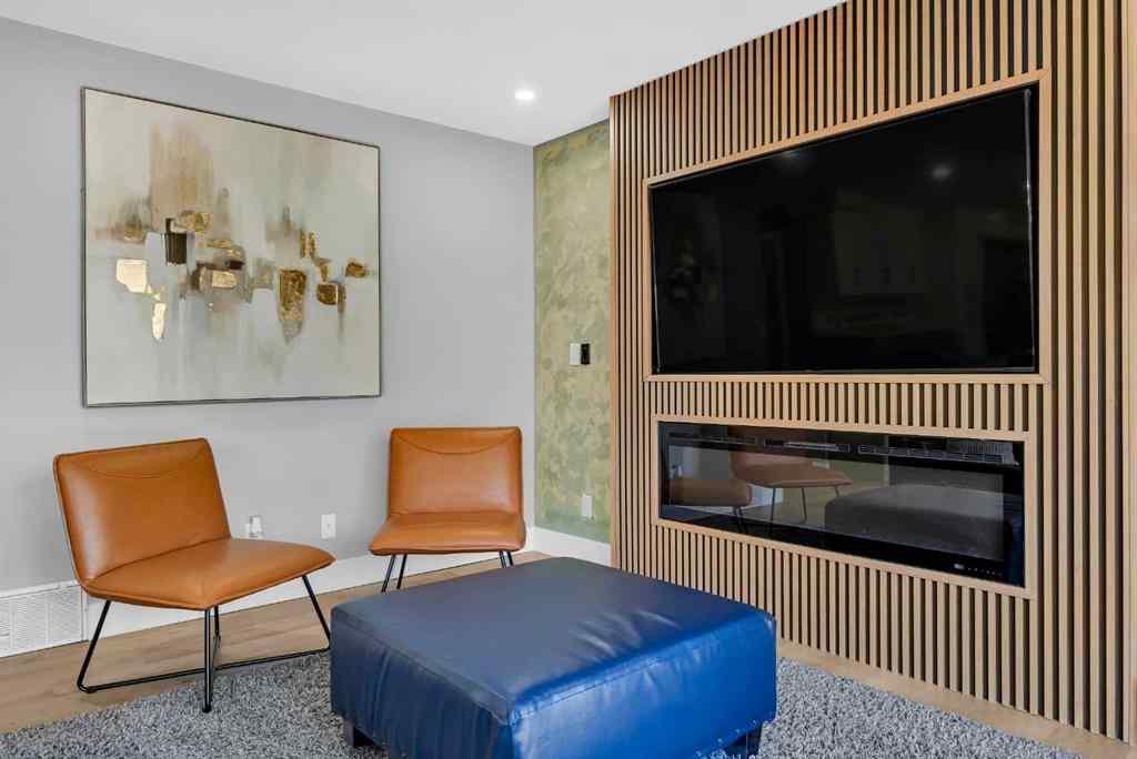 MLS® A2269791 - 122 Hawkstone Drive NW in Hawkwood Calgary, Residential