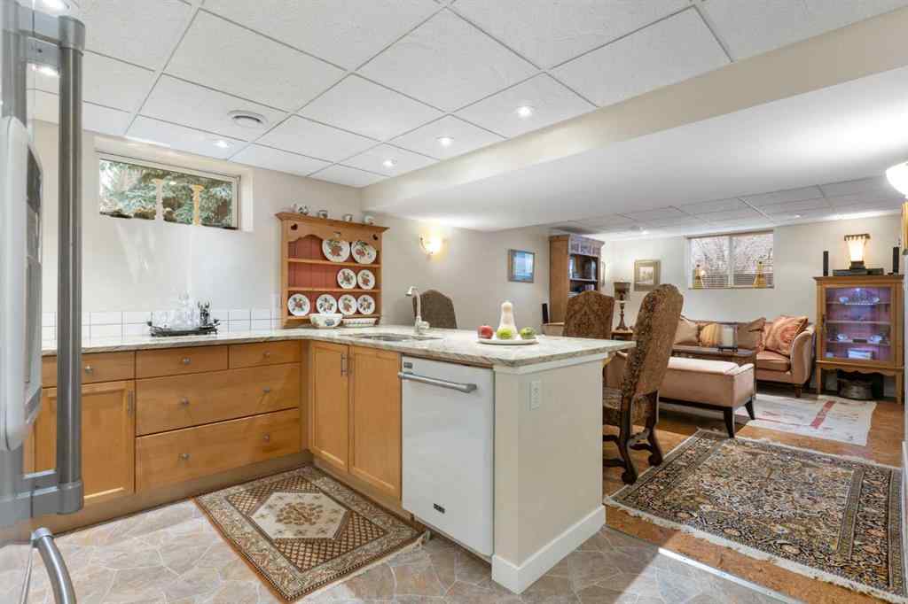 MLS&reg; # A2269794 - 431 Queensland Circle SE in Queensland Calgary, Residential Open Houses