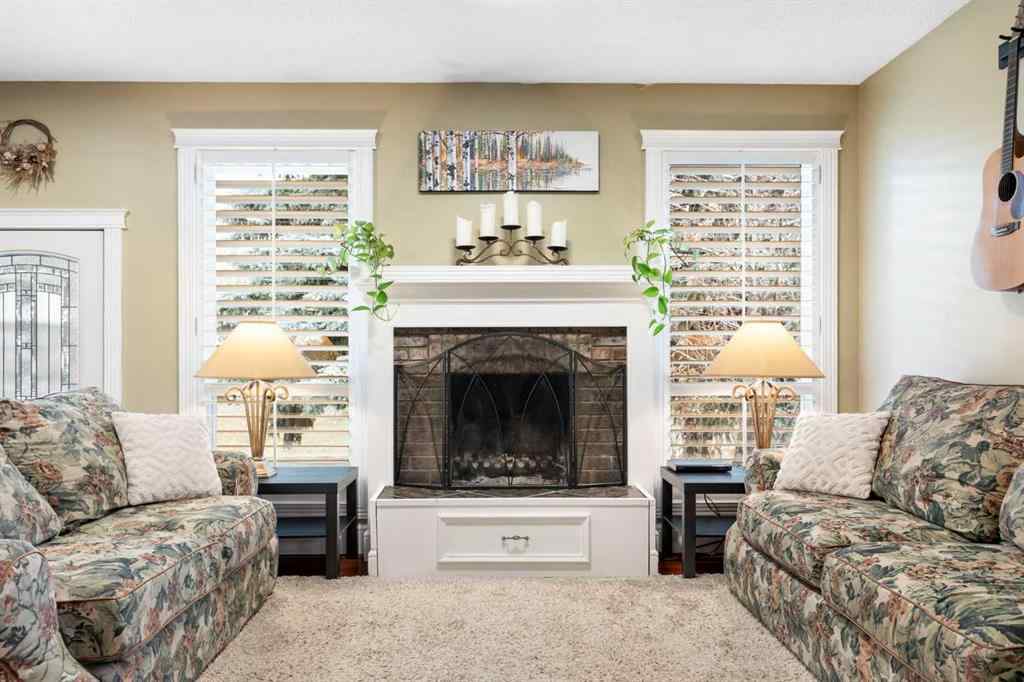 MLS&reg; # A2269794 - 431 Queensland Circle SE in Queensland Calgary, Residential Open Houses