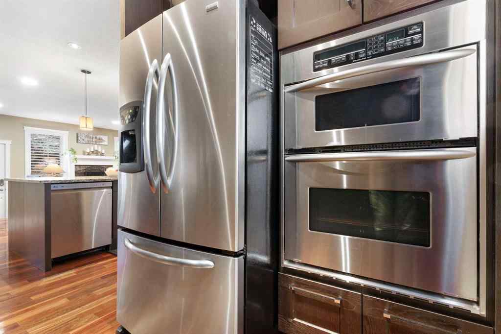 MLS&reg; # A2269794 - 431 Queensland Circle SE in Queensland Calgary, Residential Open Houses