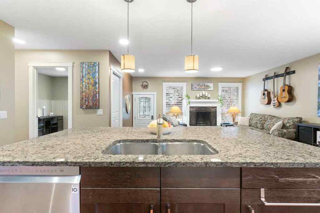 MLS&reg; # A2269794 - 431 Queensland Circle SE in Queensland Calgary, Residential Open Houses