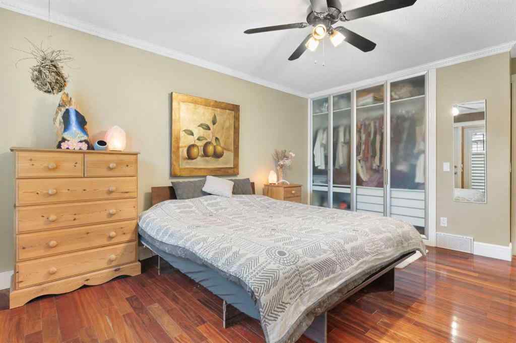 MLS&reg; # A2269794 - 431 Queensland Circle SE in Queensland Calgary, Residential Open Houses