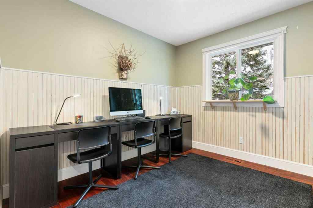 MLS&reg; # A2269794 - 431 Queensland Circle SE in Queensland Calgary, Residential Open Houses