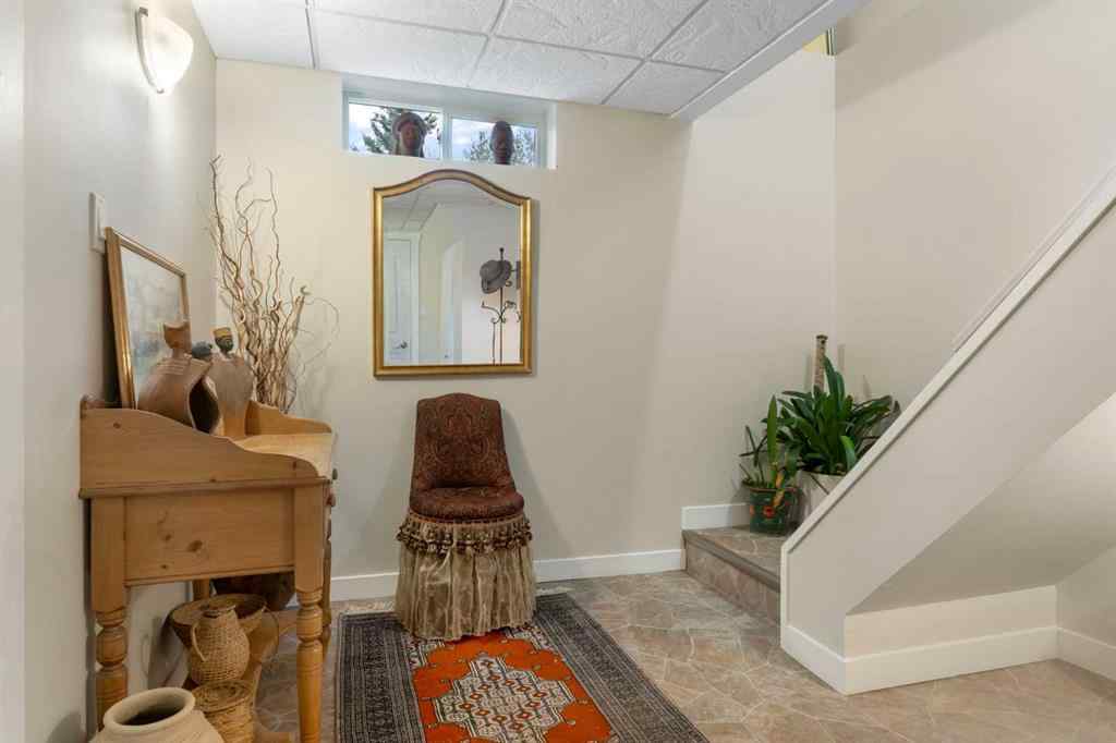 MLS&reg; # A2269794 - 431 Queensland Circle SE in Queensland Calgary, Residential Open Houses