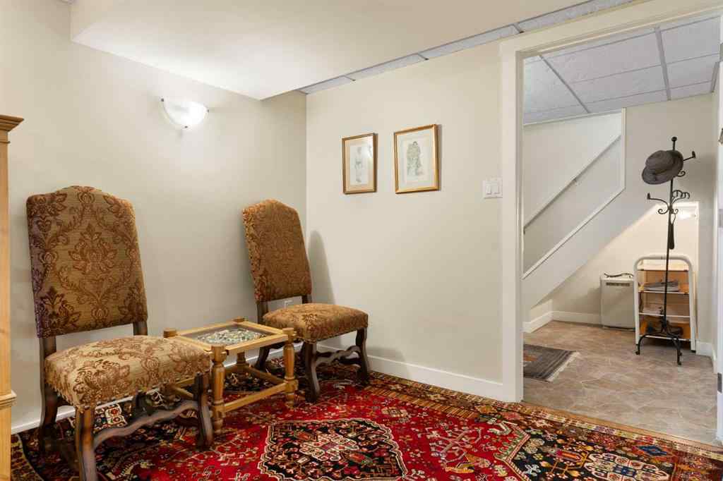 MLS&reg; # A2269794 - 431 Queensland Circle SE in Queensland Calgary, Residential Open Houses