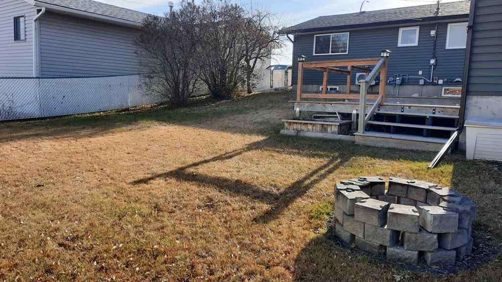 MLS&reg; # A2269795 - 816 Bankview Drive  in Bankview Drumheller, Residential Open Houses