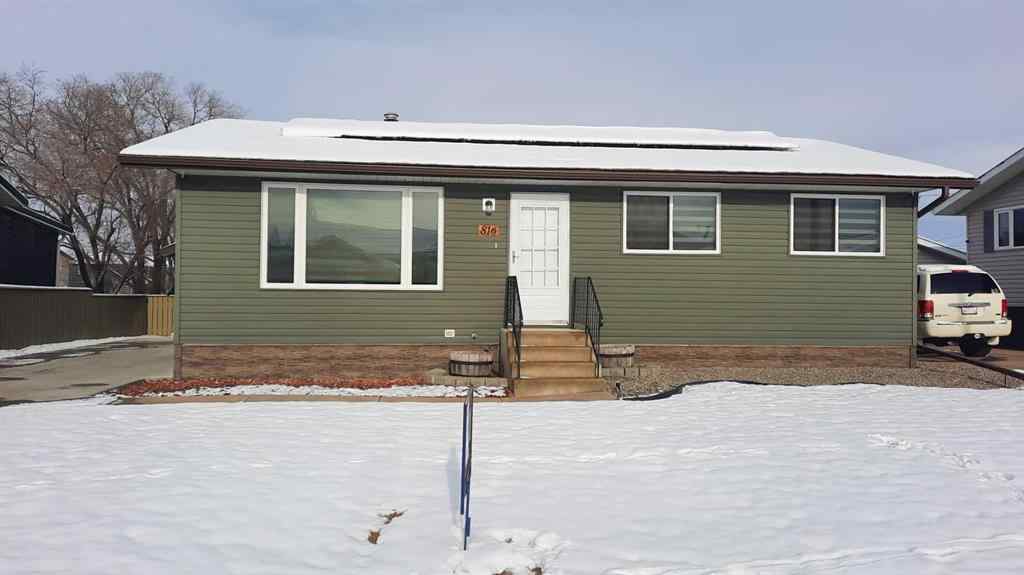 MLS&reg; # A2269795 - 816 Bankview Drive  in Bankview Drumheller, Residential Open Houses